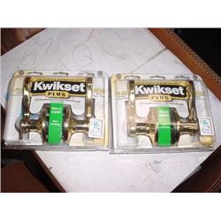 Kwikset Hall & Closet