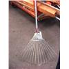 Image 1 : Multipurpose Rake