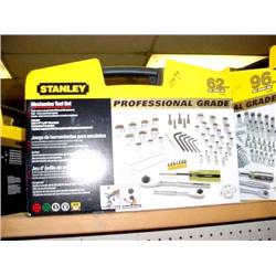 Stanley Pro-Grade 62pc 3/8/ 1/4 Socket Set