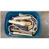 Image 1 : TOTE OF EXTENSION CORDS AND POWER BARS