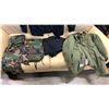 Image 1 : LOT OF ASSORTED CAMO AND MILITARY CLOTHING