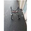 Image 1 : NEXUS FOLDING WALKER