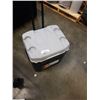 Image 3 : IGLOO QUANTUM COOLER ON WHEELS