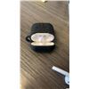 Image 2 : APPLE AIRPODS WITH WIRELESS CHARGING CASE TESTED AND WORKING