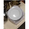 Image 8 : SET OF 12 LINENS N THINGS DINNER PLATES AND 2 STEAMER POTS