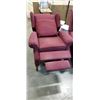 Image 3 : PAIR OF QUEEN ANNE WINGBACK RECLINER CHAIRS