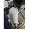 Image 2 : 4 CYNC FULL COLOR LIGHT BULBS - RETAIL $92