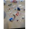 Image 3 : TRAY OF ASSORTED EASTER JEWELLERY AND COLLECTIBLES, BEADS, AND ROSEWOOD JEWELLERY BOWL