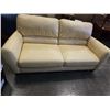 Image 2 : NATUZZI LEATHER SOFA, GREAT CONDITION, NO RIPS OR TEARS