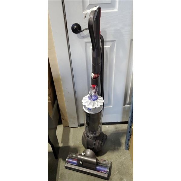 AS NEW/DEMO DYSON SLIM BALL UPRIGHT VACUUM,  TESTED AND WORKING - RETAIL $399