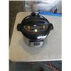 Image 3 : AS NEW INSTANT POT DUO 6QT 7 IN 1 PRESSURE COOKER TESTED AND WORKING - RETAIL $159