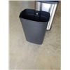 Image 6 : BRAND NEW SEALED STAINLESS SOFT CLOSE TRASH CAN, 50 LITRE, 13 GAL, REMOVABLE LINER