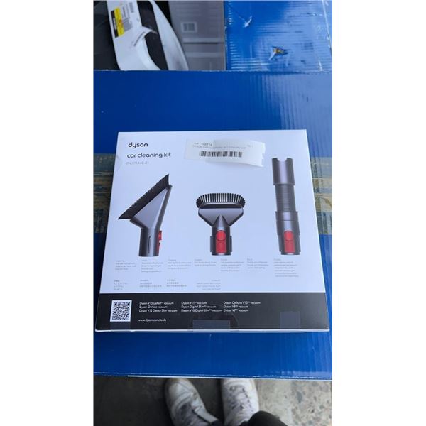 DYSON CAR CLEANING ACCESSORY KIT - RETAIL $59