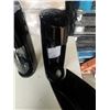 Image 5 : 2 SODASTREAM FIZZI ONE TOUCH MACHINES STORE DEMO NO CORDS - RETAIL $298