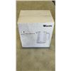 Image 2 : BRAND NEW SEALED WHITE ELECTRIC KETTLE, 1.5 LITRE RAPID BOIL STAINLESS INSIDE