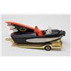 Image 2 : VINTAGE 70'S CORGI "BAT BOAT & TRAILER"