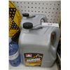 Image 1 : 2 four litre jugs of synthetic heavy duty engine
