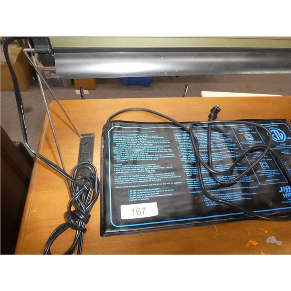 Hydro grow heat mat and grow  light
