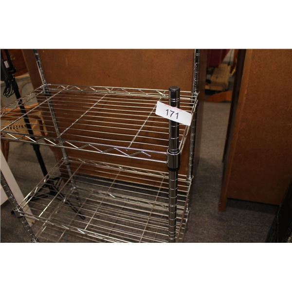 Wire rack with 3 shelves