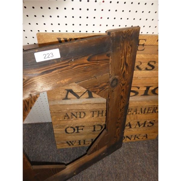 Willy Wonka wall hanging & wooden frame