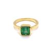 Image 1 : 1.4ct Emerald 18K YG 4.9gm Ring