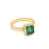 Image 2 : 1.4ct Emerald 18K YG 4.9gm Ring