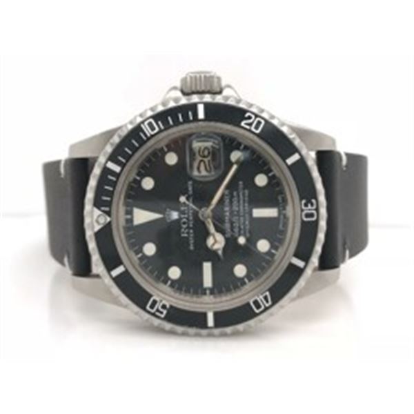 Pre-owned ROLEX SUB Model #1680 S/S
