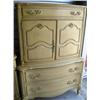 Image 1 : Broyhill chest of drawers