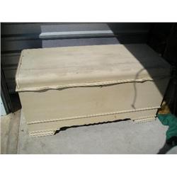 Lane cedar chest