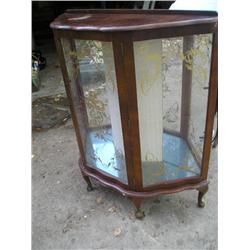 Curio cabinet