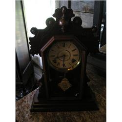 Mantle clock