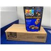 Image 1 : Kind Dipped Clusters- Dark Chocolate Nuts & Berries (8 x 113g)
