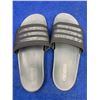 Image 1 : Size 7 Adidas Slides