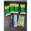 Image 1 : Lot of Floral wire, Pruning Shears and Soil Testers