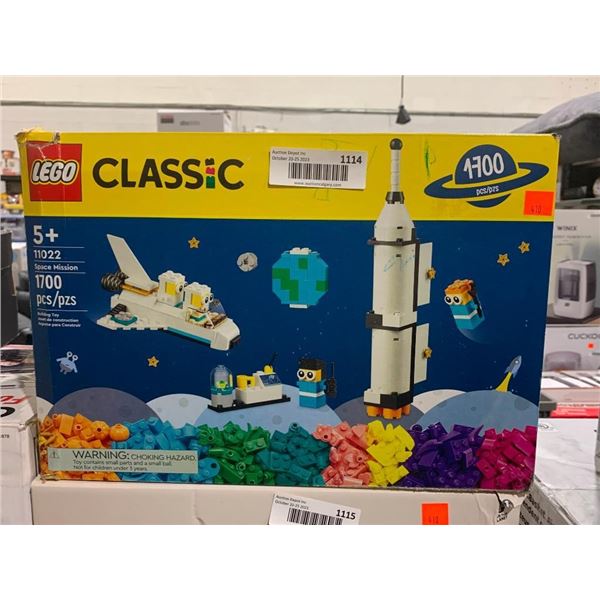 Lego Classic 1700pcs Space Mission Open Box