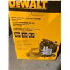 Image 4 : DeWalt Stainless Steel Wet / Dry Vacuum 38L