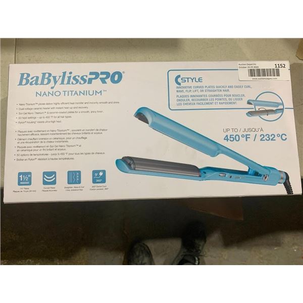 BaByliss Pro Nano Titanium 1 1/2" C-Styler Iron