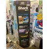 Image 2 : Shark Pet Plus Cordless Stick Vacuum