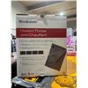 Image 3 : Brookstone  Electric Heated Throw Blanket