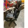 Image 5 : True Innovations 3D Insight Gaming Chair, Black