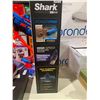 Image 2 : Shark Pet Plus Cordless Stick Vacuum