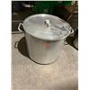 Image 1 : Dual Square Handle Heavy Duty Stainless Steel Stock Pot with Lid