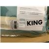 Image 3 : Canadian Living King Size Reversible Duvet Cover and Shams