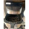 Image 2 : Gourmia Air Fryer - NO BOX