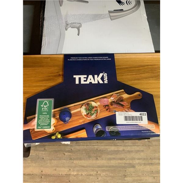 Teak haus Premium extra large Charcuterie board