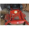 Image 8 : Husqvarna MS 6128 Hydrostatic Zero Turn Gas Riding Mower 1083 Hours 