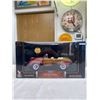 Image 1 : 1946 Ford Sporttsman Convertible ( real Wood) Signaure Series in Original Box 1:18 Scale Die Cast