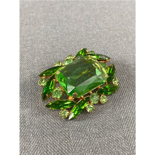 Quality 1950's Green Rhinestone Brooch