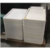 Image 1 : LARGE PALLET OF 50+ WHITE PLASTIC FOOD TRAYS