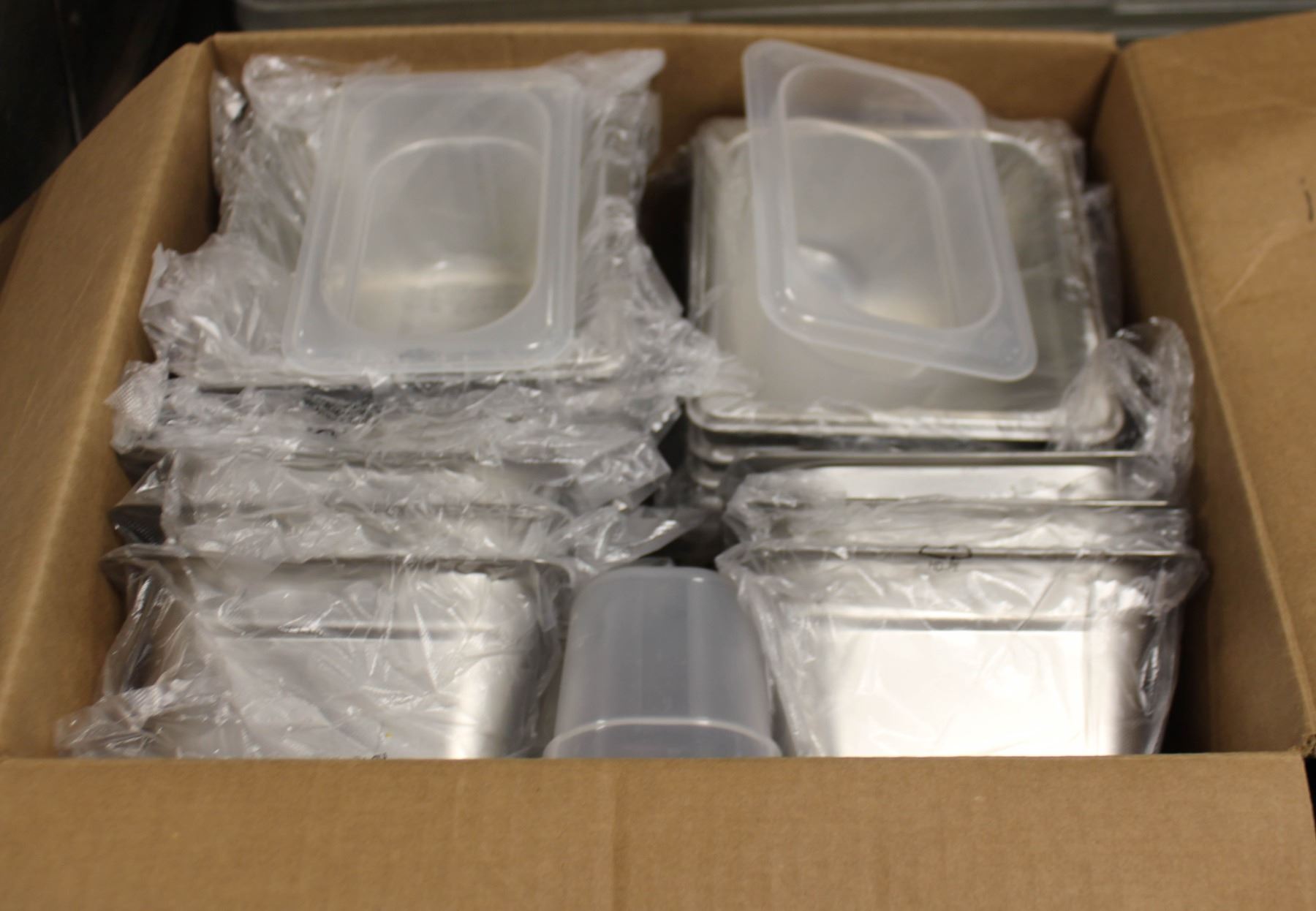 Stainless Table Insert BOX OF NEW 1/6 SIZE ST. STEEL PREP TABLE INSERTS